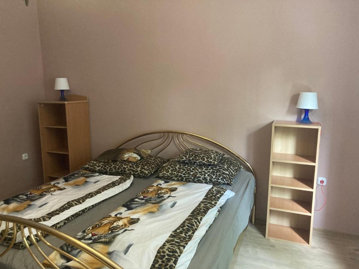 Pentz House Apartment Siofok Ngoại thất bức ảnh