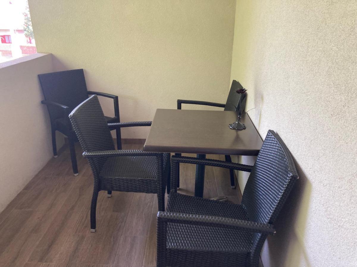 Pentz House Apartment Siofok Ngoại thất bức ảnh
